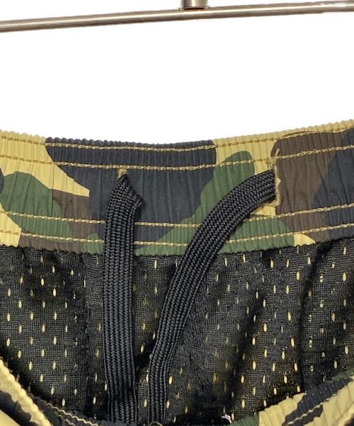 A BATHING APE（ア ベイシング エイプ）A BATHING APE (ア ベイシング エイプ) 1ST CAMO BEACH PANTS オリーブ×ベージュ サイズ:Sの古着・服飾アイテム