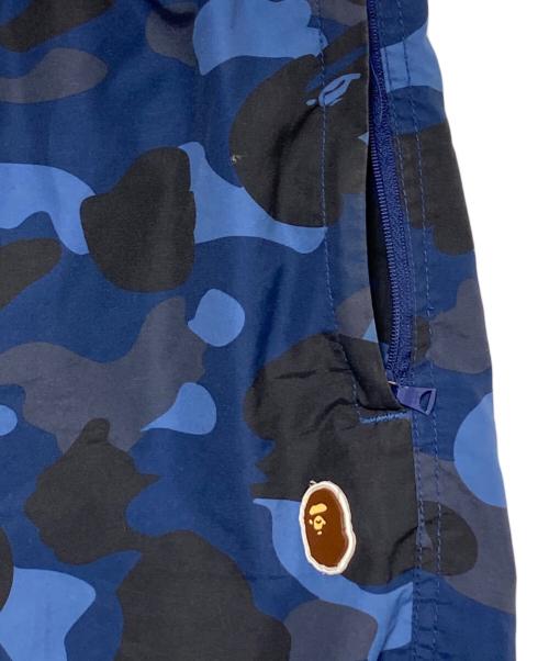 A BATHING APE（ア ベイシング エイプ）A BATHING APE (ア ベイシング エイプ) 1ST CAMO BEACH PANTS ブラック×ブルー サイズ:Sの古着・服飾アイテム