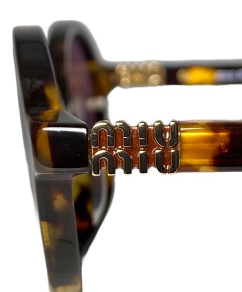 MIU MIU（ミュウミュウ）MIU MIU (ミュウミュウ) ミュウ リガード サングラス ブラウン×ピンク サイズ:50□18の古着・服飾アイテム