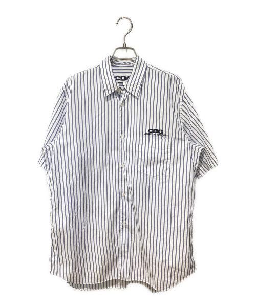 CDG（シーディージー）CDG (シーディージー) ロゴ半袖シャツ ホワイト サイズ:Lの古着・服飾アイテム