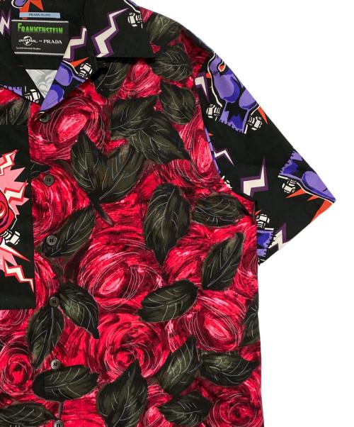 PRADA（プラダ）PRADA (プラダ) FRANKENSTEIN (フランケンシュタイン) UNIVERSAL STUDIOS (ユニバーサル・スタジオ) オープンカラーシャツ レッド サイズ:Mの古着・服飾アイテム
