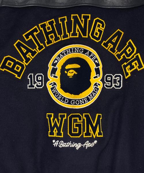 A BATHING APE（ア ベイシング エイプ）A BATHING APE (ア ベイシング エイプ) Patch Varsity Jacket ネイビー サイズ:Mの古着・服飾アイテム