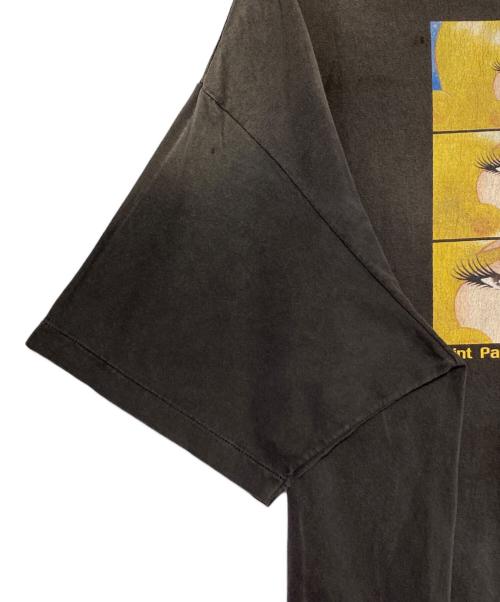 SAINT MICHAEL（セントマイケル）SAINT MICHAEL (セントマイケル) PERKS AND MINI (パークスアンドミニ) PM_SS TEE / SAINT PAM グレー サイズ:XLの古着・服飾アイテム