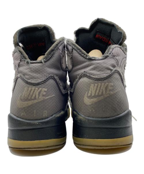NIKE（ナイキ）NIKE (ナイキ) OFFWHITE (オフホワイト) AIR JORDAN 5 RETRO SP グレー サイズ:27cm(US9)の古着・服飾アイテム