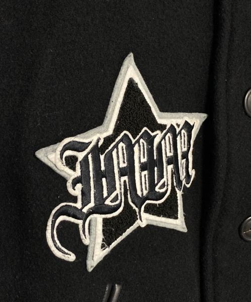 ISSEY MIYAKE（イッセイミヤケ）ISSEY MIYAKE (イッセイミヤケ) 村上隆 (ムラカミタカシ) VARSITY JACKET ブラック サイズ:Mの古着・服飾アイテム