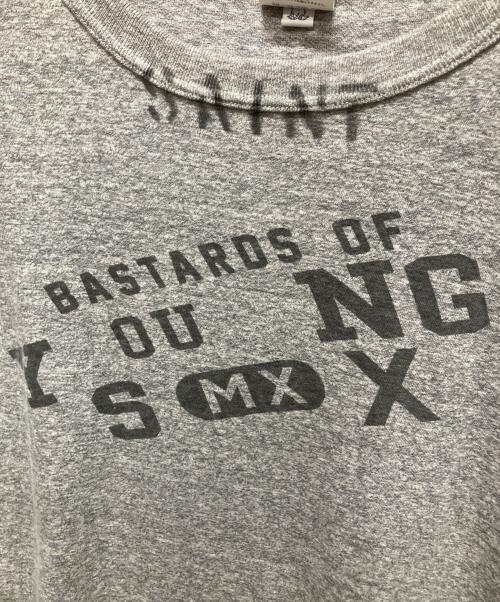 SAINT MICHAEL（セントマイケル）SAINT MICHAEL (セントマイケル) BerBerJin (ベンベルジン) BJ SS TEE/YOUNG Tシャツ グレー サイズ:XLの古着・服飾アイテム