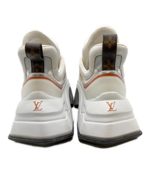 LOUIS VUITTON（ルイ ヴィトン）LOUIS VUITTON (ルイ ヴィトン) 2023年 Louis Vuitton Archlight 2.0 Calfskin Sneakers/ ホワイト サイズ:38の古着・服飾アイテム