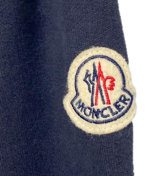 MONCLER（モンクレール）MONCLER (モンクレール) フロントアーチロゴ クルーネックスウェットトレーナー ネイビー サイズ:Mの古着・服飾アイテム