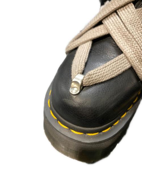 RICK OWENS（リックオウエンス）RICK OWENS (リックオウエンス) Dr.Martens (ドクターマーチン) 1460 QUAD PENT BOOT ブラック サイズ:UK8の古着・服飾アイテム