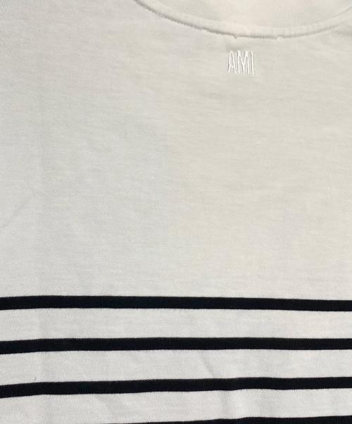AMI Alexandre Mattiussi（アミアレクサンドルマテュッシ）AMI Alexandre Mattiussi (アミアレクサンドルマテュッシ) ハートロゴ長袖Tシャツ ホワイト×ネイビー サイズ:XSの古着・服飾アイテム