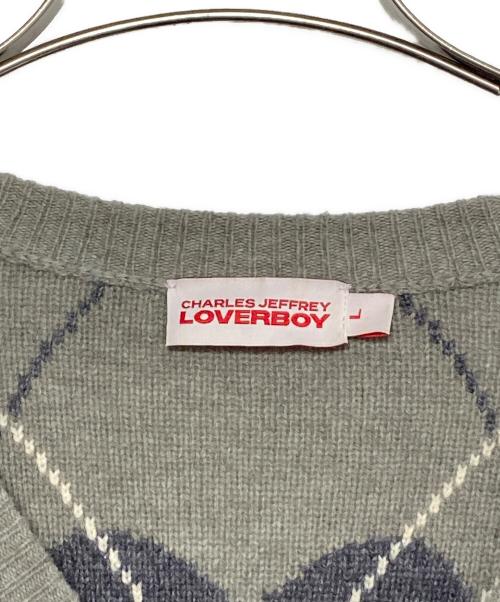 CHARLES JEFFREY LOVERBOY（チャールズ ジェフリー ラバーボーイ）CHARLES JEFFREY LOVERBOY (チャールズ ジェフリー ラバーボーイ) Argyle knit cardigan ライトグレー サイズ:Lの古着・服飾アイテム