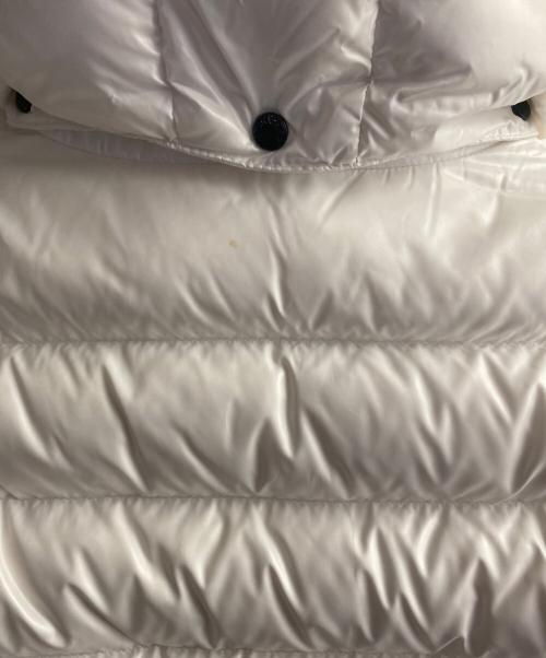 MONCLER（モンクレール）MONCLER (モンクレール) ダウンジャケット/BADY ホワイト サイズ:Mの古着・服飾アイテム