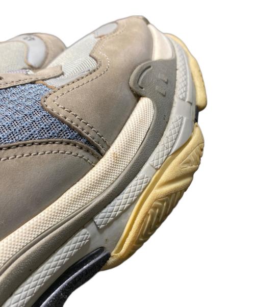 BALENCIAGA（バレンシアガ）BALENCIAGA (バレンシアガ) Triple S グレー サイズ:28.5の古着・服飾アイテム