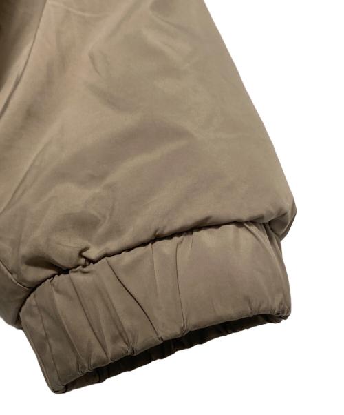 FOG ESSENTIALS（フィアオブゴッド エッセンシャル）FOG ESSENTIALS (フィアオブゴッド エッセンシャル) ハーフジップパファージャケット カーキ サイズ:Sの古着・服飾アイテム
