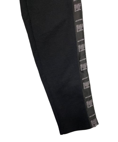 VETEMENTS（ヴェトモン）VETEMENTS (ヴェトモン) テープロゴスウェットパンツ ブラック サイズ:Sの古着・服飾アイテム