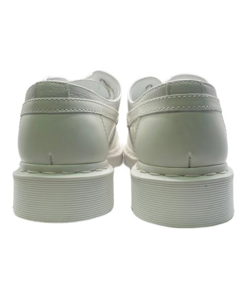 MM6 Maison Margiela（エムエムシックスメゾンマルジェラ）MM6 Maison Margiela (エムエムシックスメゾンマルジェラ) Dr.Martens (ドクターマーチン) 1461 PENTON ホワイト サイズ:UK8の古着・服飾アイテム