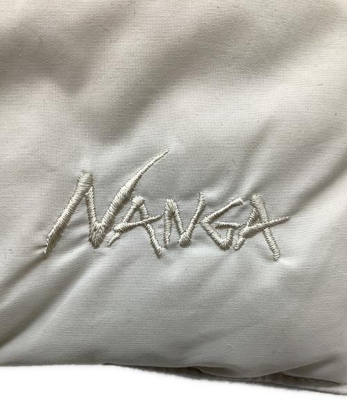 NANGA（ナンガ）NANGA (ナンガ) ポンチョマフラー アイボリー 未使用品の古着・服飾アイテム