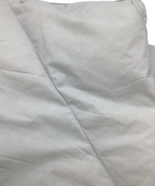 NANGA（ナンガ）NANGA (ナンガ) ポンチョマフラー アイボリー 未使用品の古着・服飾アイテム