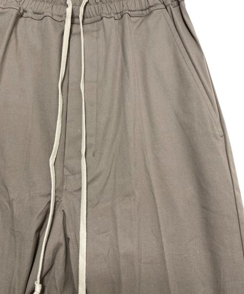 RICK OWENS（リックオウエンス）RICK OWENS (リックオウエンス) 25SS ドローストリングロングパンツ カーキ サイズ:44の古着・服飾アイテム