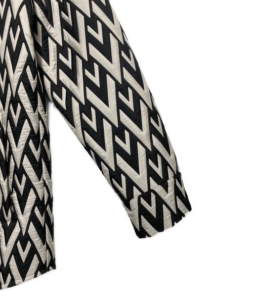 VALENTINO（ヴァレンティノ）VALENTINO (ヴァレンティノ) キルティングジャケット ホワイト×ブラック サイズ:50の古着・服飾アイテム