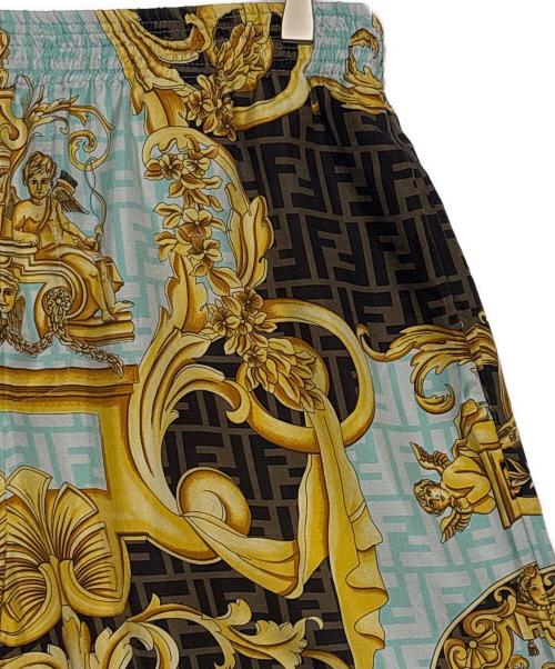 FENDI（フェンディ）FENDI (フェンディ) VERSACE (ヴェルサーチェ) Fendace Baroque Silk Shorts Gold Blue スカイブルー サイズ:50の古着・服飾アイテム
