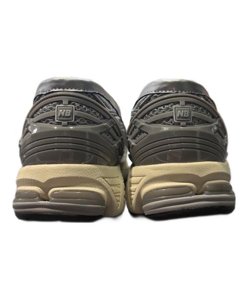 NEW BALANCE（ニューバランス）NEW BALANCE (ニューバランス) 1906L シルバー サイズ:26.5の古着・服飾アイテム
