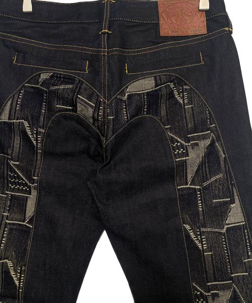 EVISU（エヴィス）EVISU (エヴィス) パッチワーク刺繍大黒インサートレギュラーフィット ジーンズ インディゴ サイズ:30の古着・服飾アイテム