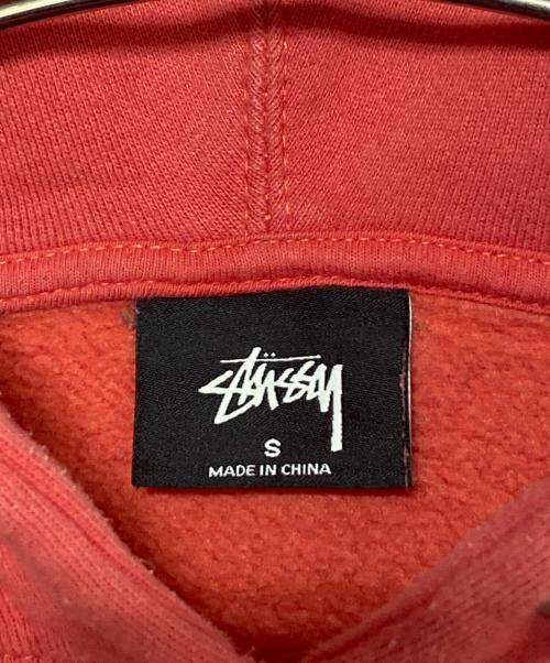 stussy（ステューシー）stussy (ステューシー) 8 Ball Man Embroidered Hoodie レッド サイズ:Sの古着・服飾アイテム