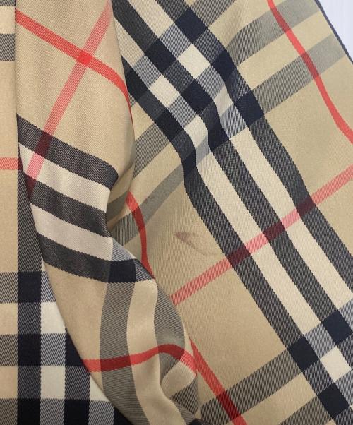 SUPREME（シュプリーム）Supreme (シュプリーム) BURBERRY (バーバリー) Down Puffer jacket ベージュ サイズ:Mの古着・服飾アイテム