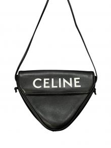 CELINE（セリーヌ）の古着「TRIANGLE BAG」｜ブラック