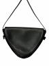 CELINE (セリーヌ) TRIANGLE BAG ブラック：100000円