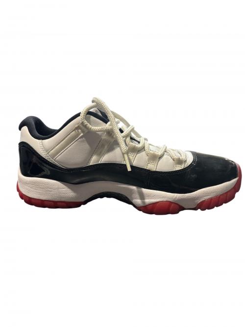 NIKE（ナイキ）NIKE (ナイキ) Air Jordan 11 Low 