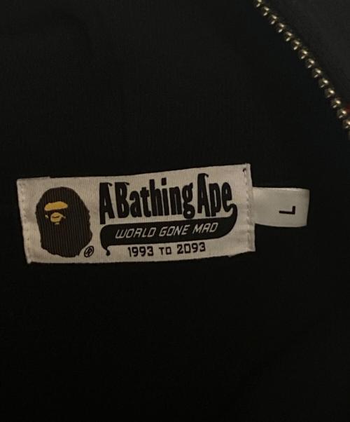 A BATHING APE（アベイシングエイプ）A BATHING APE (アベイシングエイプ) SHARK FULL ZIP HOODIE ブラック サイズ:Lの古着・服飾アイテム
