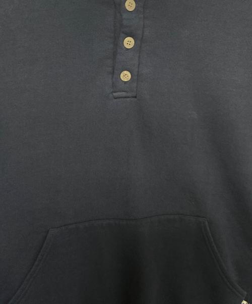 RUSSELL ATHLETIC（ラッセルアスレチック）RUSSELL ATHLETIC (ラッセルアスレチック) ヘンリーネックサーマルフーディ ネイビー サイズ:Lの古着・服飾アイテム