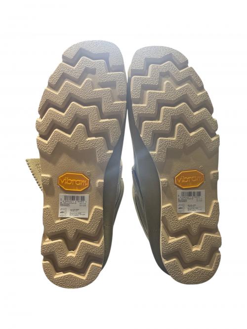 CLARKS ORIGINALS（クラークス オリジナルズ）Clarks Originals (クラークス オリジナルズ) Needles (ニードルズ) Wallabee BT-Peace Buckle カーキ サイズ:29の古着・服飾アイテム