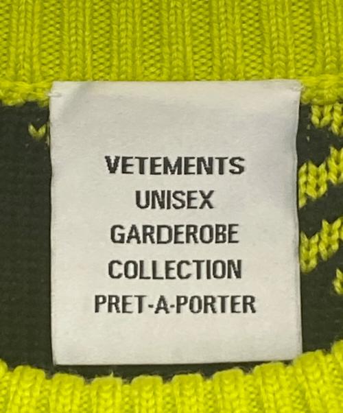 VETEMENTS（ヴェトモン）VETEMENTS (ヴェトモン) Neon sweater with logo knit イエロー サイズ:XSの古着・服飾アイテム