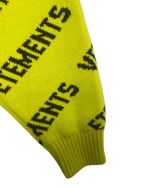 VETEMENTS（ヴェトモン）VETEMENTS (ヴェトモン) Neon sweater with logo knit イエロー サイズ:XSの古着・服飾アイテム