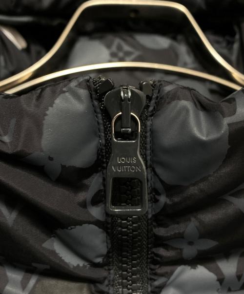 LOUIS VUITTON（ルイ ヴィトン）LOUIS VUITTON (ルイ ヴィトン) 草間彌生 (クサマヤヨイ) 23SS×草間彌生 モノグラムナイロンダウンジャケット ブラック サイズ:56の古着・服飾アイテム