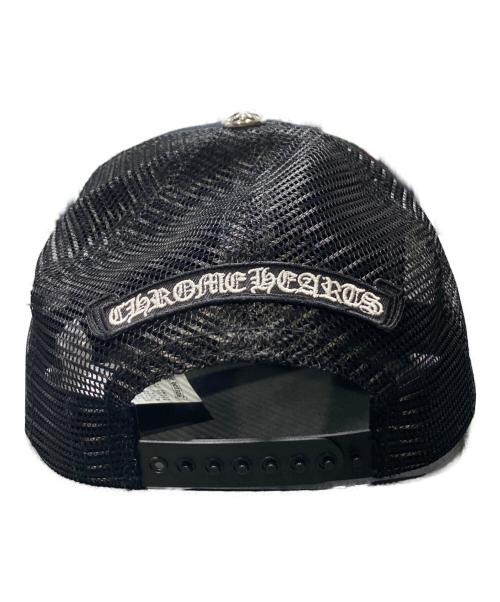CHROME HEARTS（クロムハーツ）CHROME HEARTS (クロムハーツ) Triple Cross Patch Trucker Cap ブラック×ピンク サイズ:51-61 未使用品の古着・服飾アイテム