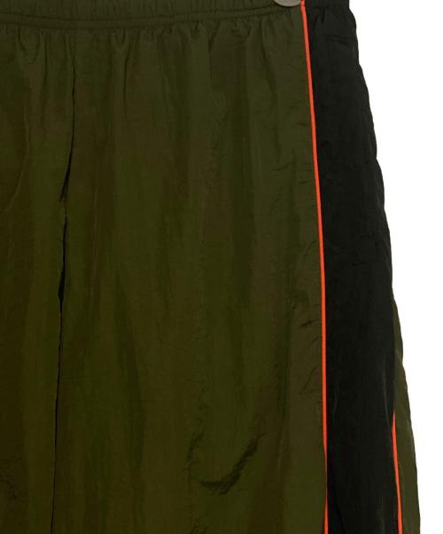 BoTT（ボット）BoTT (ボット) ナイロンパンツ オリーブ サイズ:Lの古着・服飾アイテム