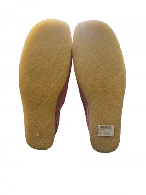 CLARKS（クラークス）CLARKS (クラークス) BoTT (ボット) Wallabee ピンク サイズ:26.5 未使用品の古着・服飾アイテム