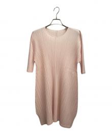 PLEATS PLEASE（プリーツプリーズ）の古着「半袖ワンピース」｜ライトピンク