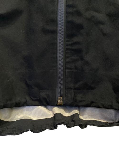 MM6 Maison Margiela（エムエムシックスメゾンマルジェラ）MM6 Maison Margiela (エムエムシックスメゾンマルジェラ) SALOMON (サロモン) SPORTS JACKET ブラック サイズ:Lの古着・服飾アイテム