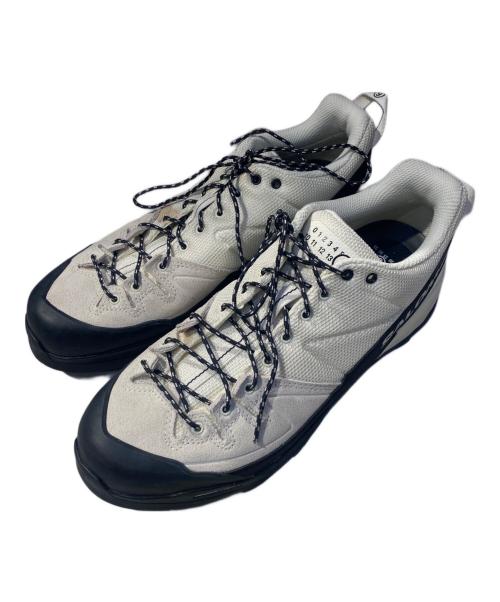 SALOMON（サロモン）SALOMON (サロモン) MM6 Maison Margiela (エムエムシックスメゾンマルジェラ) X-ALP 26.5 ホワイト×ブラック サイズ:27.5の古着・服飾アイテム