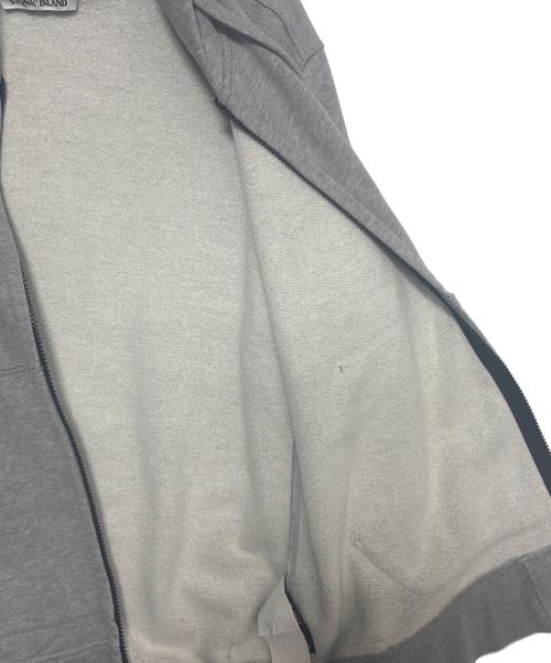 STONE ISLAND（ストーンアイランド）STONE ISLAND (ストーンアイランド) コットンジップアップフーディ パーカー グレー サイズ:Mの古着・服飾アイテム