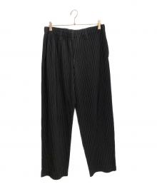 HOMME PLISSE ISSEY MIYAKE（オム プリッセ イッセイ ミヤケ）の古着「BASICS」｜ブラック