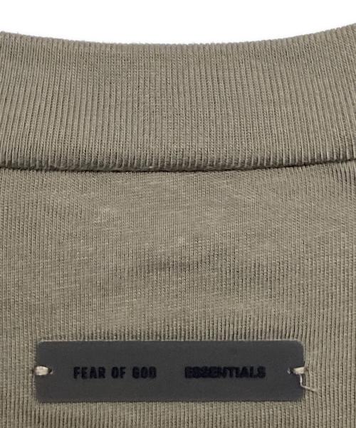 FOG ESSENTIALS（フィアオブゴッド エッセンシャル）FOG ESSENTIALS (フィアオブゴッド エッセンシャル) 90'S FIT T－SHIRT オリーブ サイズ:Sの古着・服飾アイテム