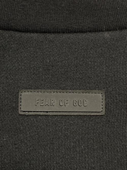 FOG ESSENTIALS（フィアオブゴッド エッセンシャル）FOG ESSENTIALS (フィアオブゴッド エッセンシャル) プルオーバー スウェット ブラック サイズ:Mの古着・服飾アイテム