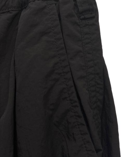 COMME des GARCONS HOMME（コムデギャルソン オム）COMME des GARCONS HOMME (コムデギャルソン オム) Nylon tussah tuck pants ブラック サイズ:Sの古着・服飾アイテム