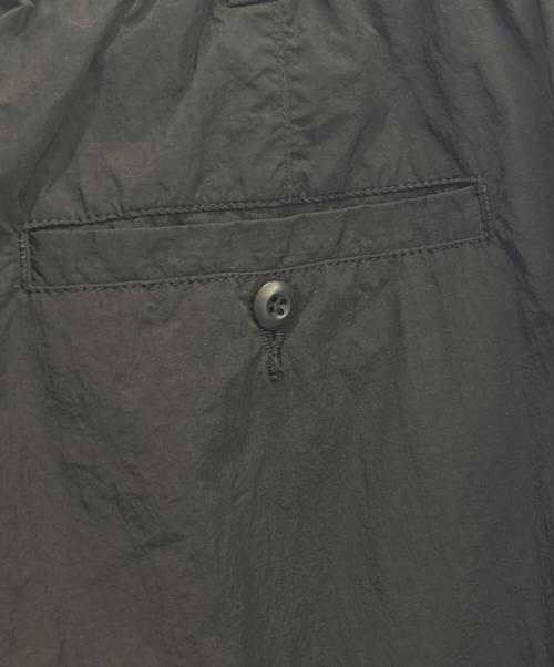 COMME des GARCONS HOMME（コムデギャルソン オム）COMME des GARCONS HOMME (コムデギャルソン オム) Nylon tussah tuck pants ブラック サイズ:Sの古着・服飾アイテム